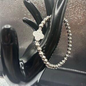 Elegant Silver Beaded Bracelet with Flower Stretchy Bracelet